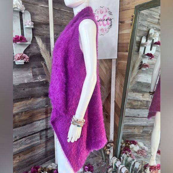 Heirloom Soft Fuzzy Asymmetrical Cowl Neck Shawl Tunic Length Vest M/L 💗 - Picture 4 of 8